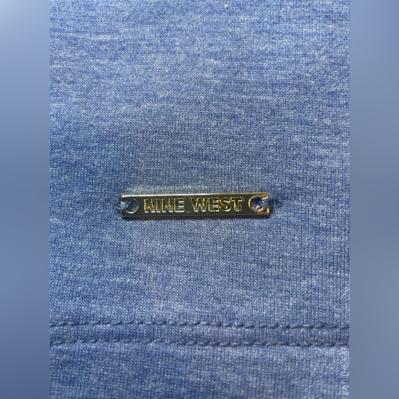 Nine West Women’s Blue Shirt with V-neck with Criss Cross detail in Small - Picture 7 of 10